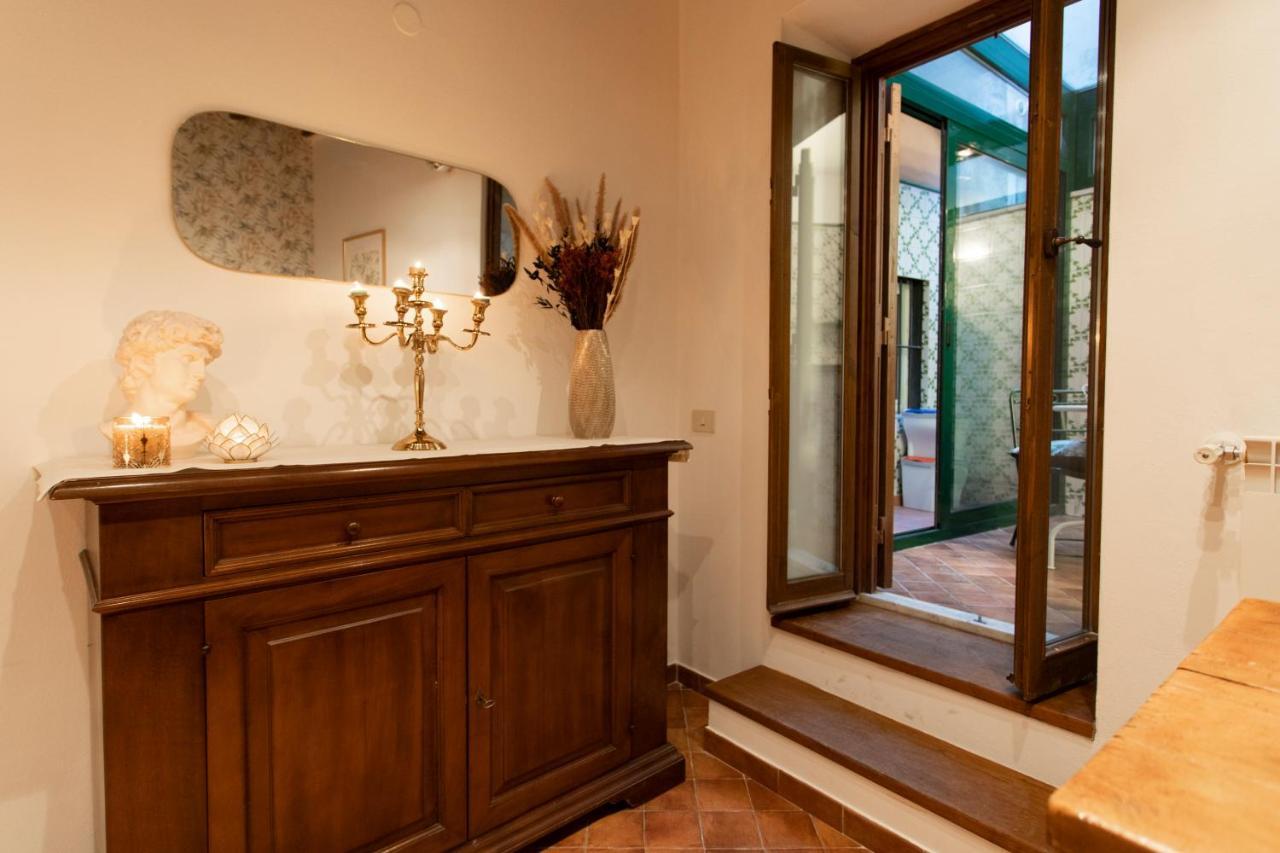 Theatrum Domus Pompei Apartment Rome Bagian luar foto